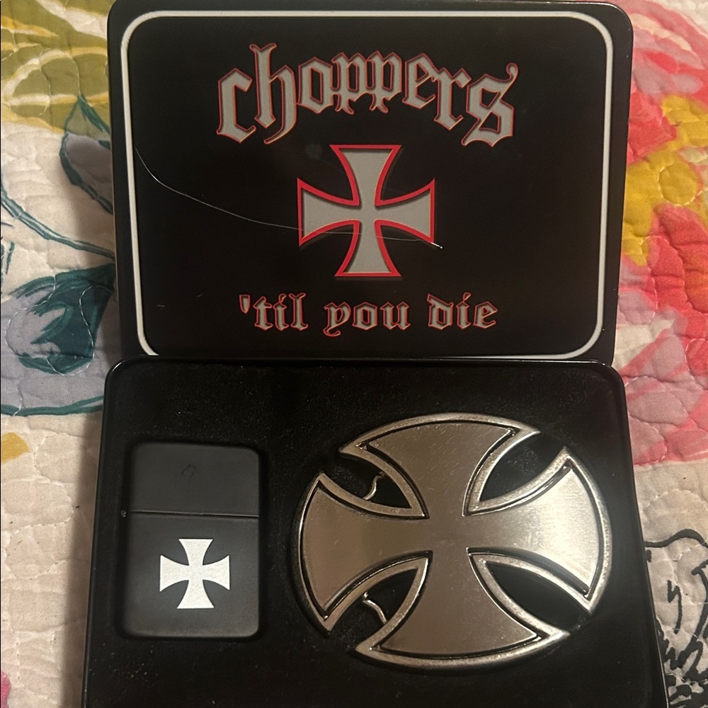 Choppers Vintage Silver Cross Belt Buckle and Lighter Set